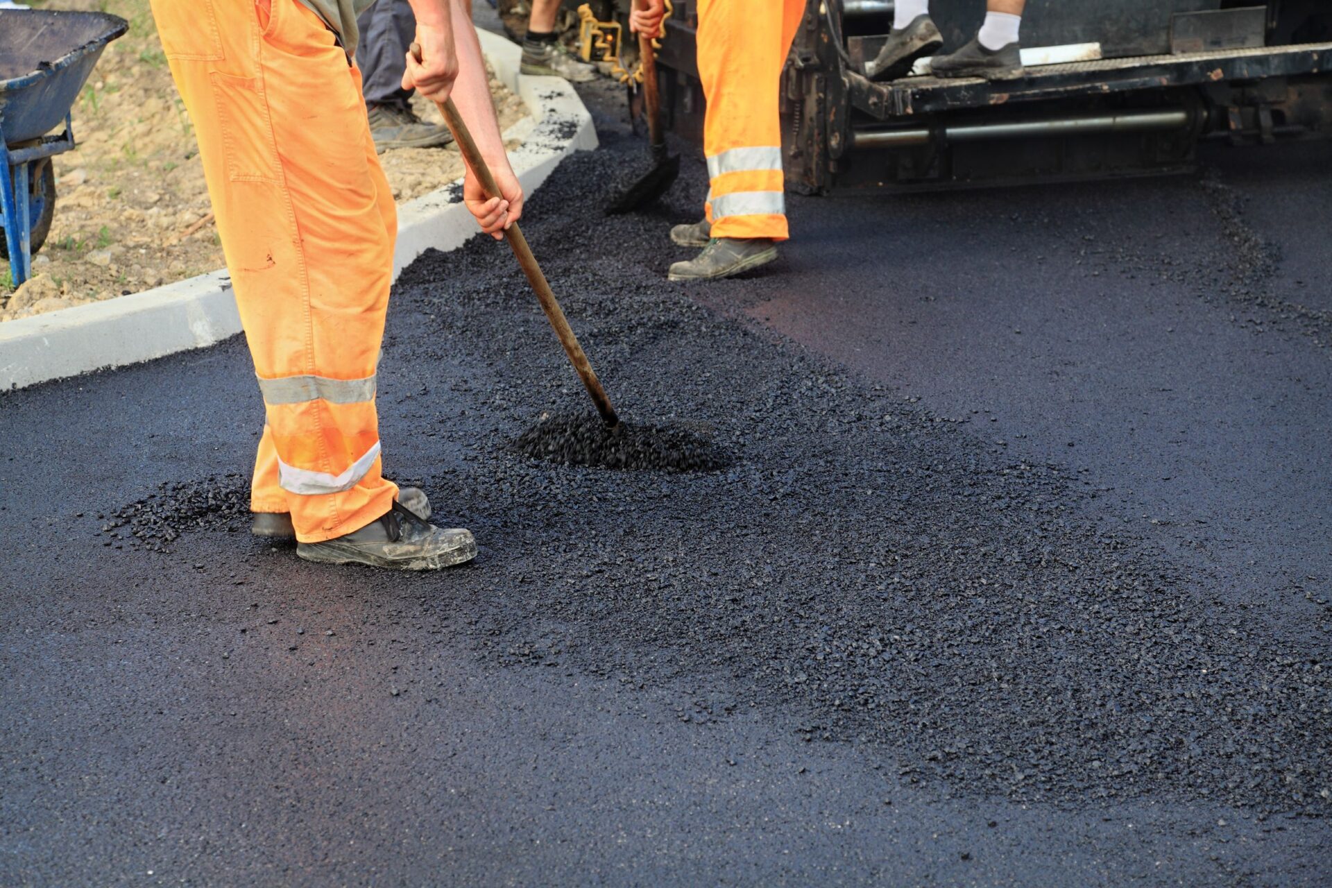 Asphalt Paving and Patching 1 scaled
