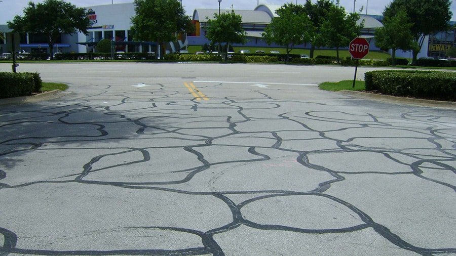 asphalt crack filling gallery img3